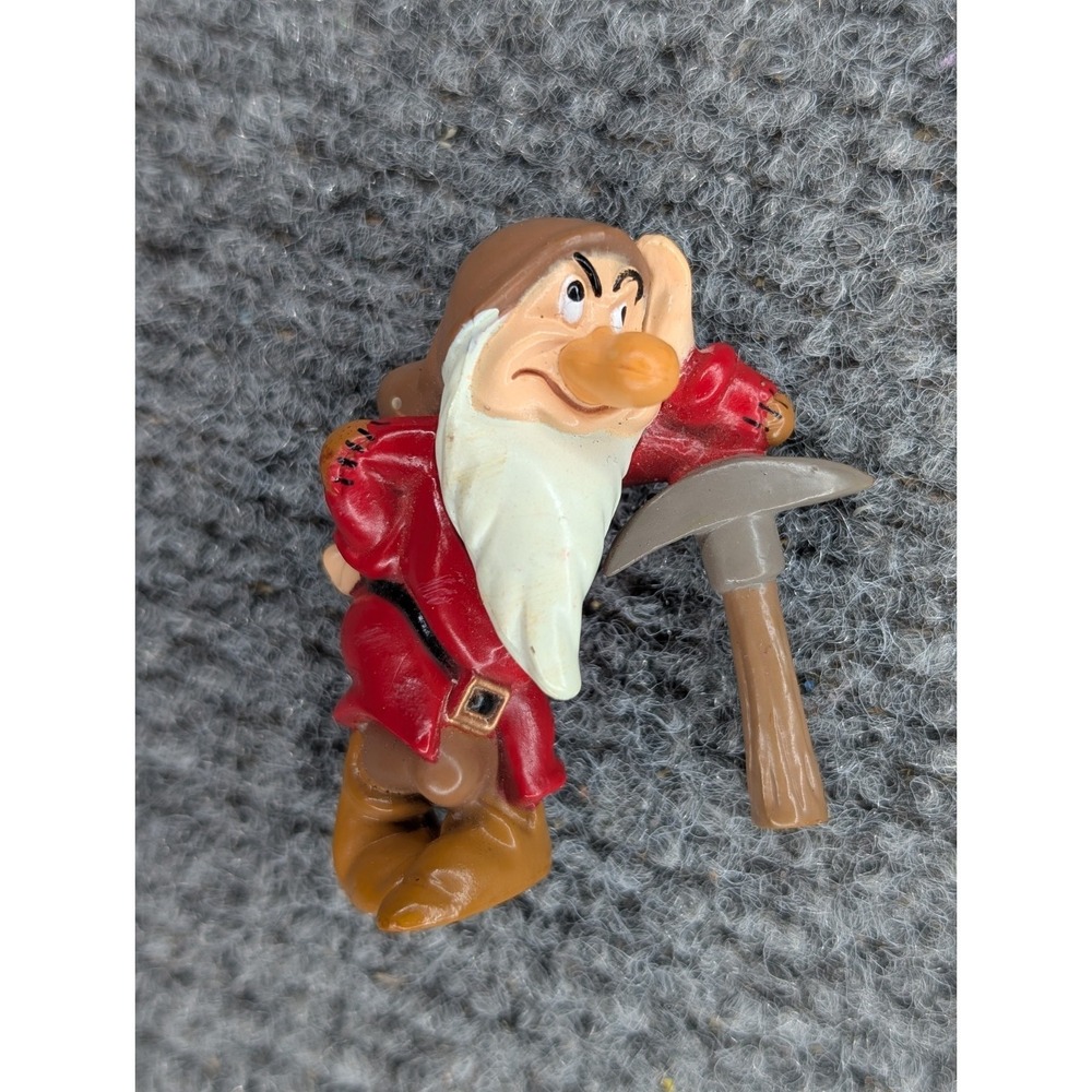 Disney  Snow White and‎ The Seven Dwarfs GRUMPY Mini Figure Figurine PVC 2"